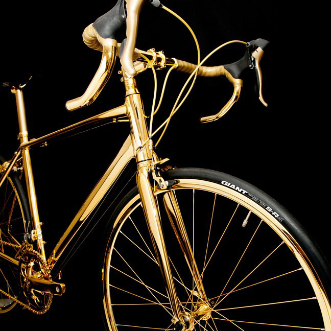 zlaty dviratis
