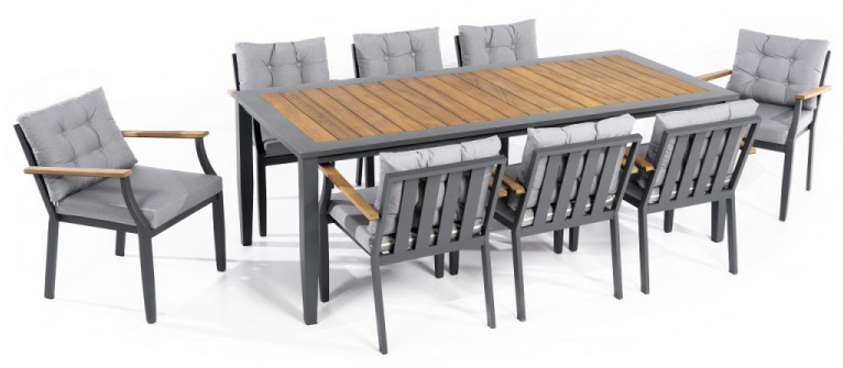Sodo stalai ir kėdės iš aliuminio ir medžio