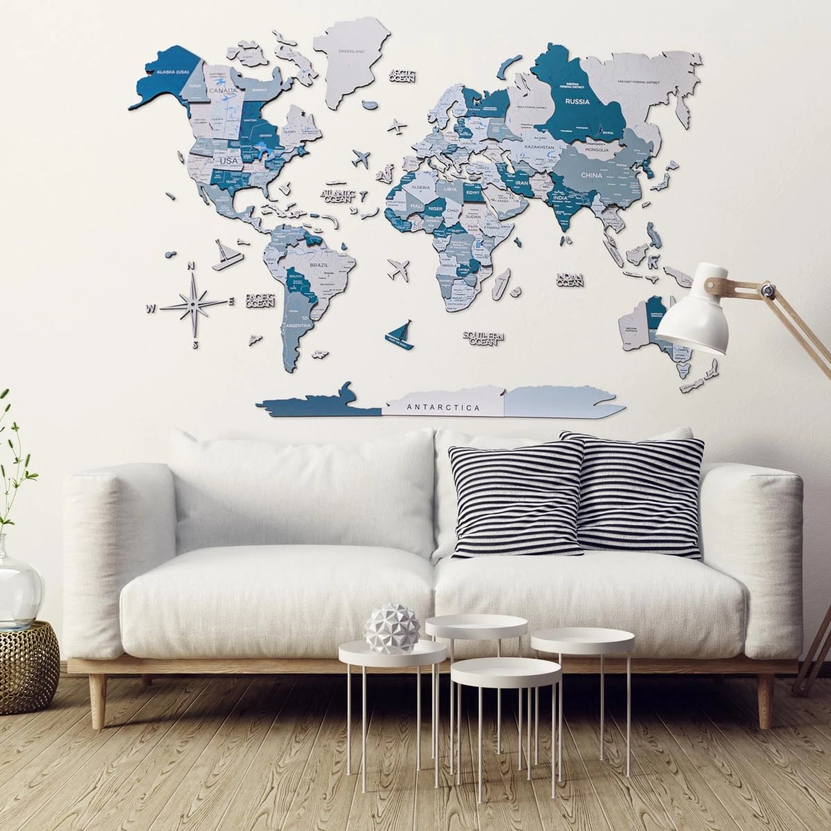 Spalvotas 3D medinis pasaulio žemėlapis mėlynas
