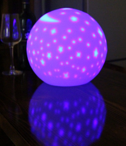 LED šviesos sferos dangaus projekcinė lempa