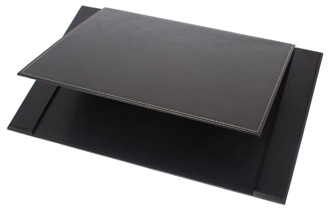 juodas odinis stalo kilimėlis