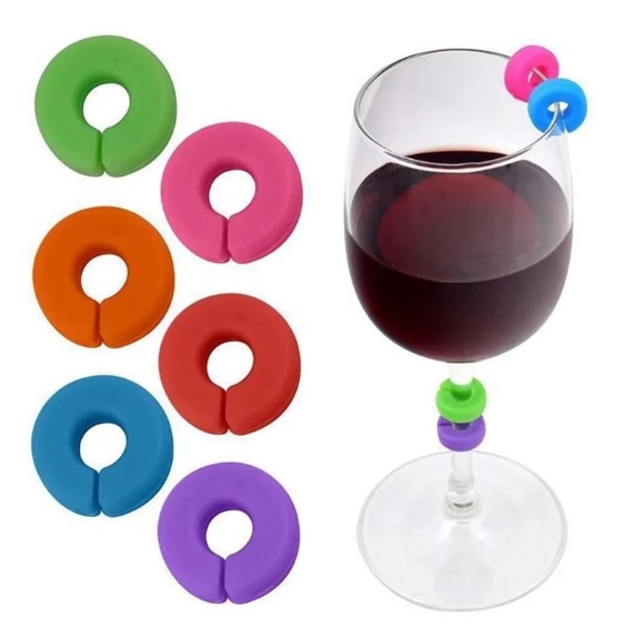 žiedai vyno taurėms, spalvotos etiketės